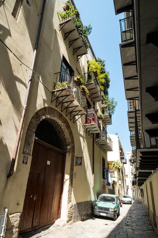B&B Addauru Palermo Exterior photo